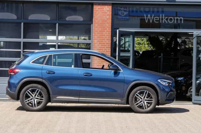Mercedes-Benz GLA (2020) thumbnail 5