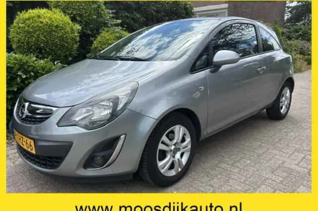 Opel Corsa (2014) thumbnail 1