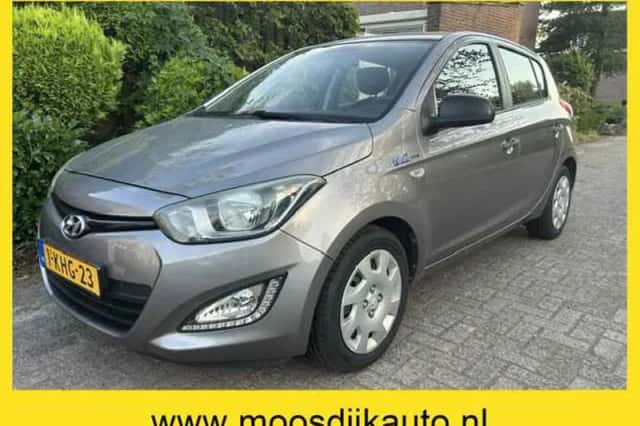 Hyundai i20 (2013) thumbnail 1