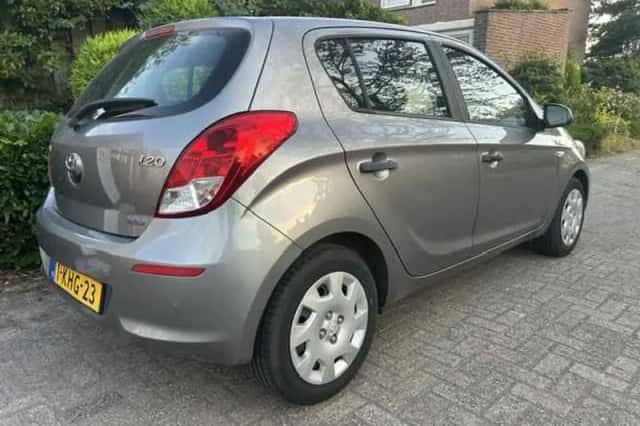 Hyundai i20 (2013) thumbnail 4