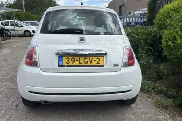 Fiat 500 (2010) thumbnail 3