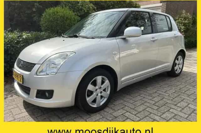 Suzuki Swift (2009) thumbnail 1