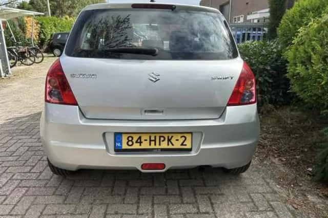 Suzuki Swift (2009) thumbnail 3