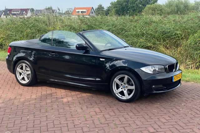 BMW 1-Serie (2010) thumbnail 2