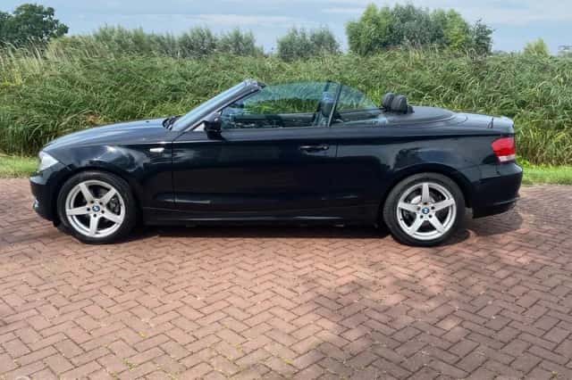 BMW 1-Serie (2010) thumbnail 3