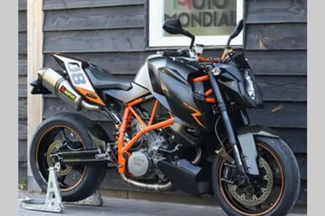 KTM 990 (2008) thumbnail 3