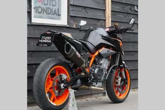KTM 890 (2021) thumbnail 5