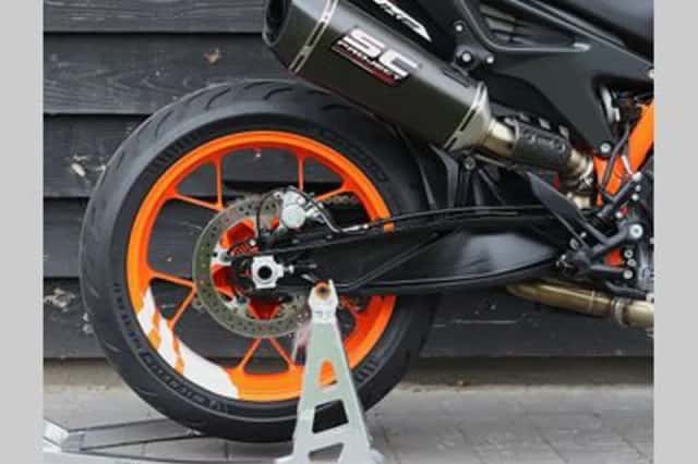 KTM 890 (2021) thumbnail 6
