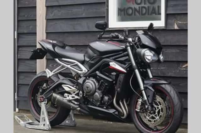 TRIUMPH STREET (2018) thumbnail 3