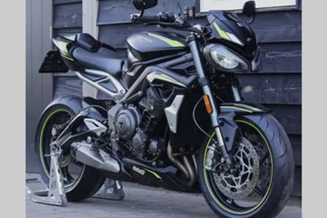 TRIUMPH STREET (2020) thumbnail 4