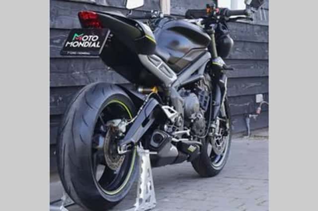 TRIUMPH STREET (2020) thumbnail 5