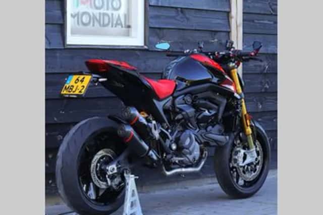 DUCATI MONSTER (2024) thumbnail 2