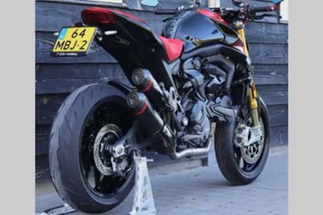 DUCATI MONSTER (2024) thumbnail 5
