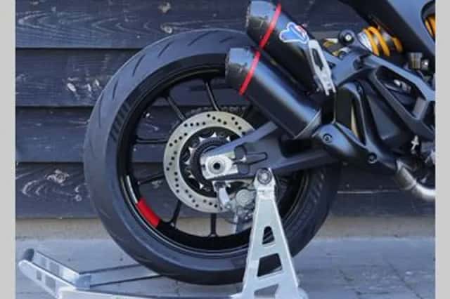 DUCATI MONSTER (2024) thumbnail 6
