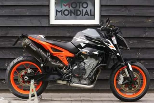 KTM 890 (2024) thumbnail 1