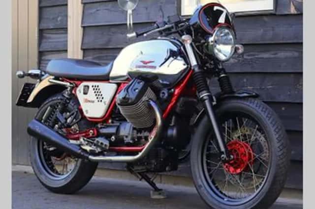 MOTO GUZZI V (2013) thumbnail 4