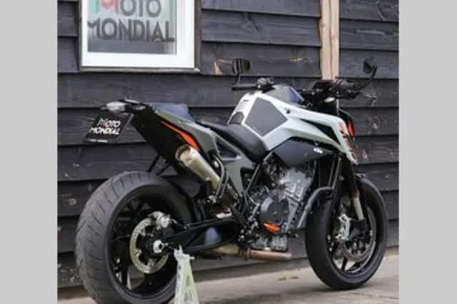 KTM 790 (2023) thumbnail 2