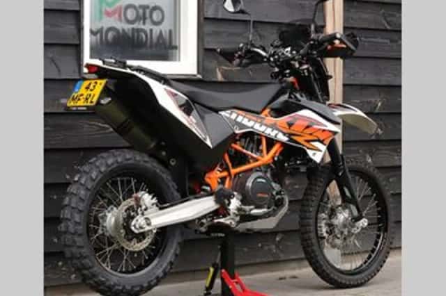 KTM 690 (2015) thumbnail 2