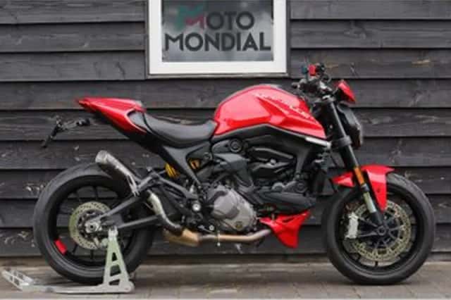 DUCATI MONSTER (2022) thumbnail 1