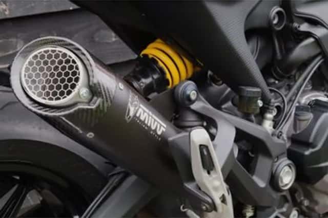 DUCATI MONSTER (2022) thumbnail 4