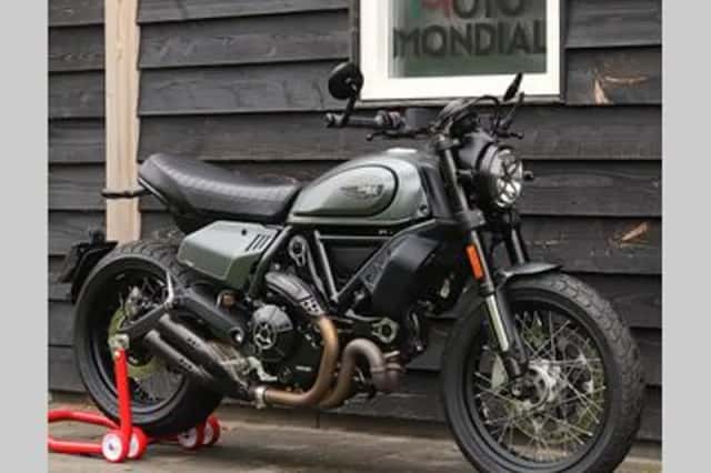 DUCATI SCRAMBLER (2021) thumbnail 2