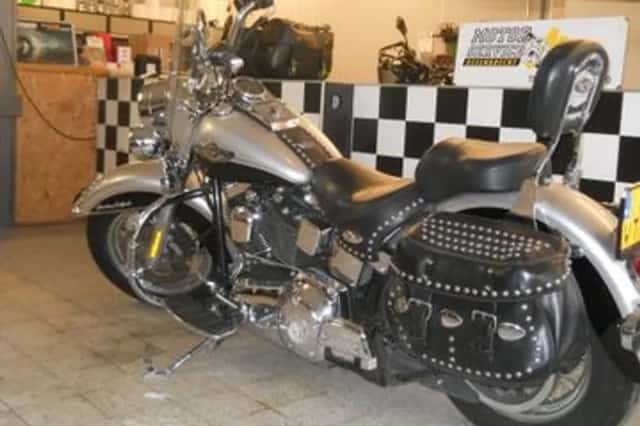 HARLEY-DAVIDSON HERITAGE (2003) thumbnail 2