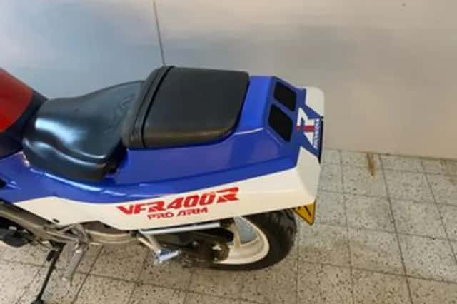 Honda VFR (1988) thumbnail 5