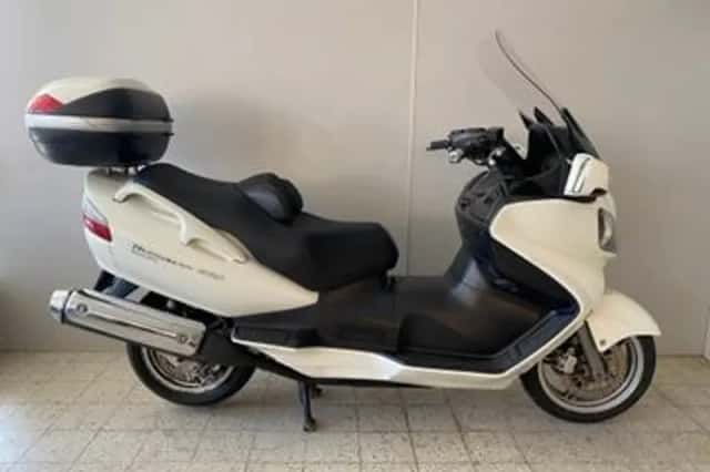 Suzuki AN (2012) thumbnail 1