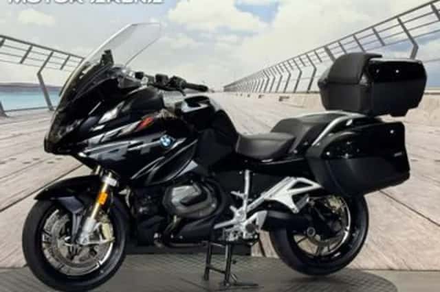 BMW R (2022) thumbnail 4