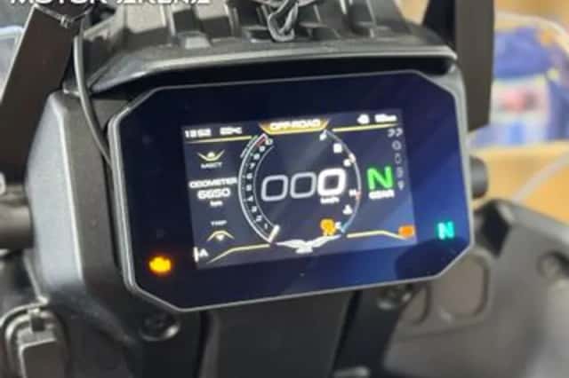 MOTO GUZZI STELVIO (2024) thumbnail 6