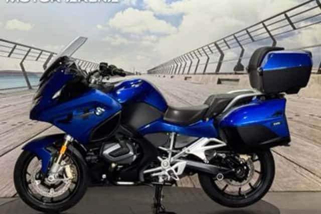 BMW R (2022) thumbnail 2