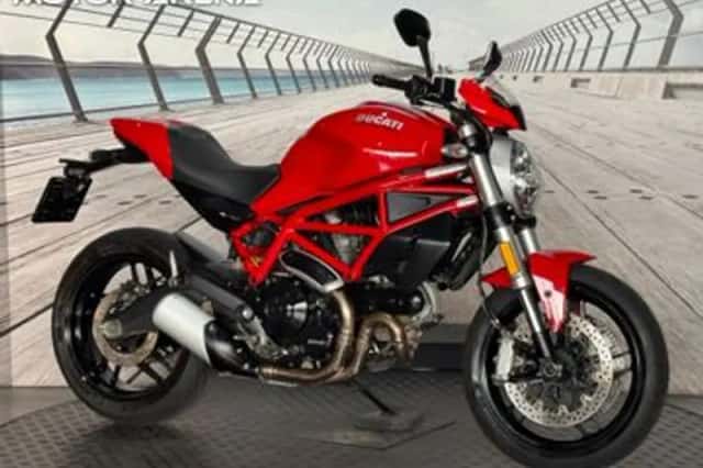 DUCATI MONSTER (2017) thumbnail 1