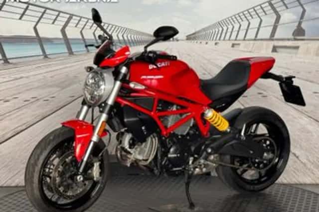DUCATI MONSTER (2017) thumbnail 4