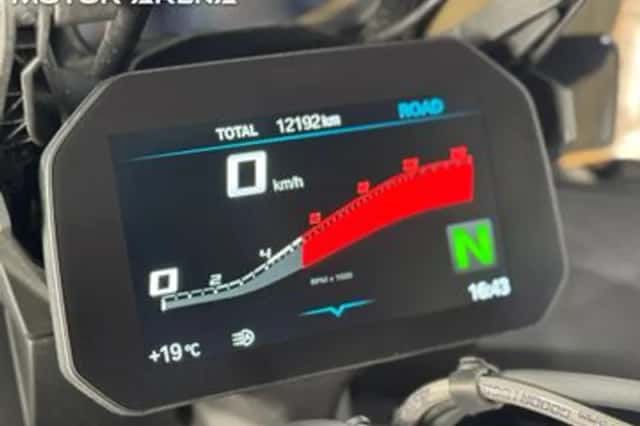 BMW S (2023) thumbnail 6