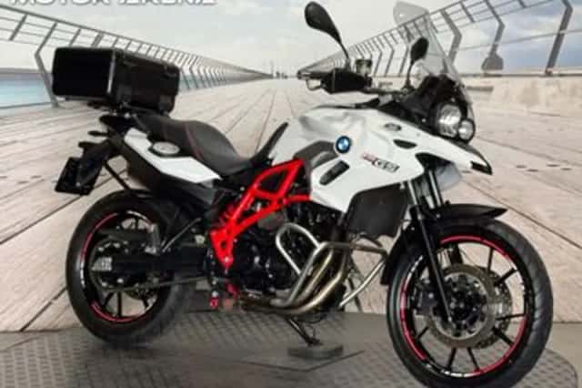 BMW F (2016) thumbnail 1