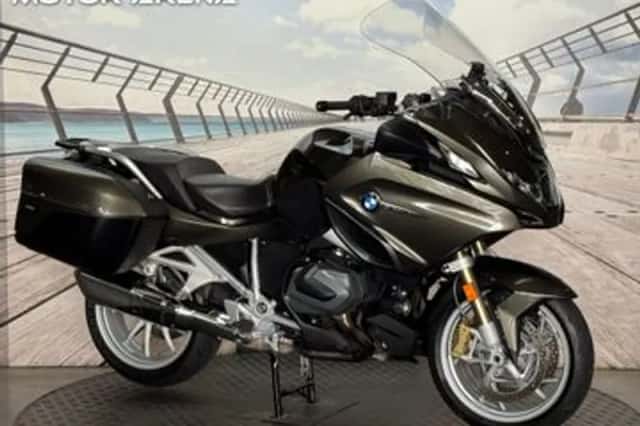 BMW R (2021) thumbnail 1