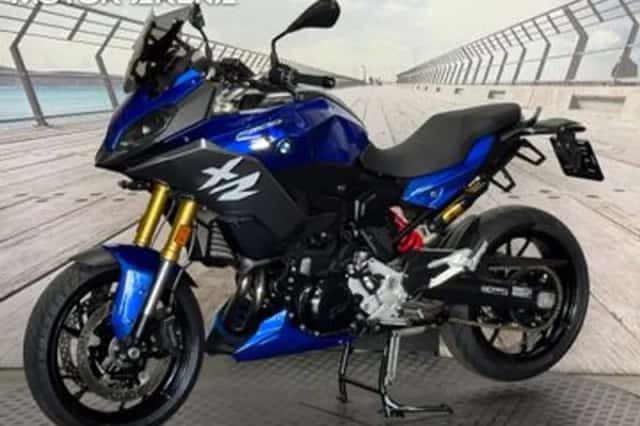 BMW F (2022) thumbnail 4
