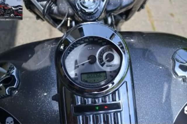 HARLEY-DAVIDSON ROAD (2010) thumbnail 6