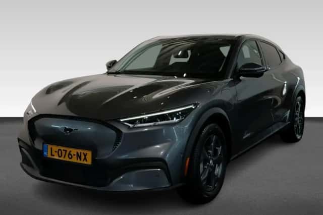 Ford Mustang Mach-E (2021) thumbnail 1