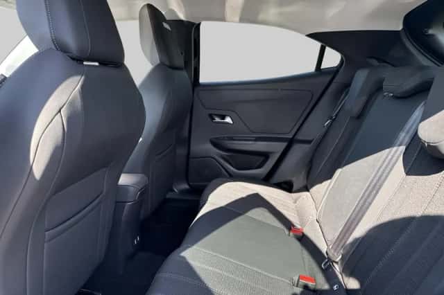Opel Mokka (2023) thumbnail 6