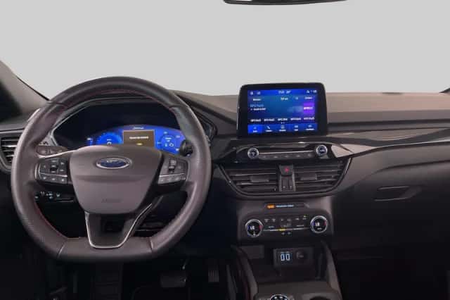 Ford Kuga (2021) thumbnail 5