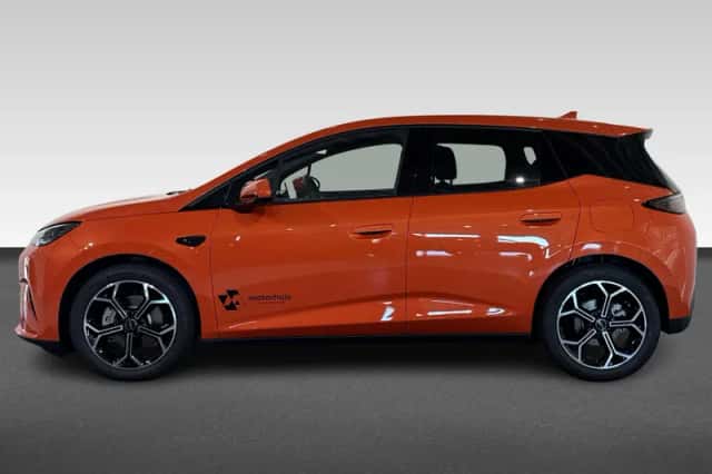 BYD Dolphin (2026) thumbnail 2