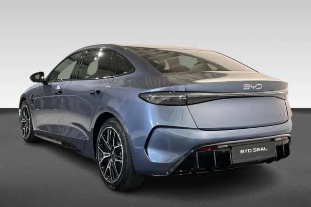 BYD Seal (2026) thumbnail 3
