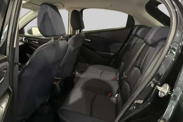 Mazda 2 (2021) thumbnail 6