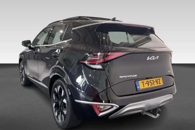 Kia Sportage (2023) thumbnail 3