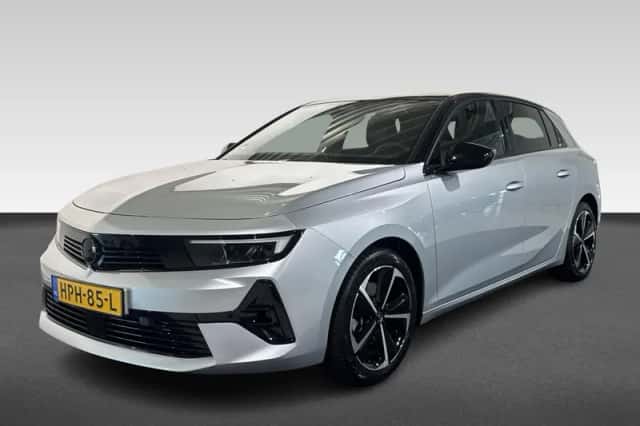 Opel Astra (2025) thumbnail 1