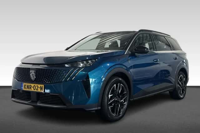 Peugeot 5008 (2025) thumbnail 1