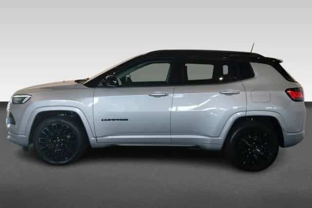 Jeep Compass (2023) thumbnail 2