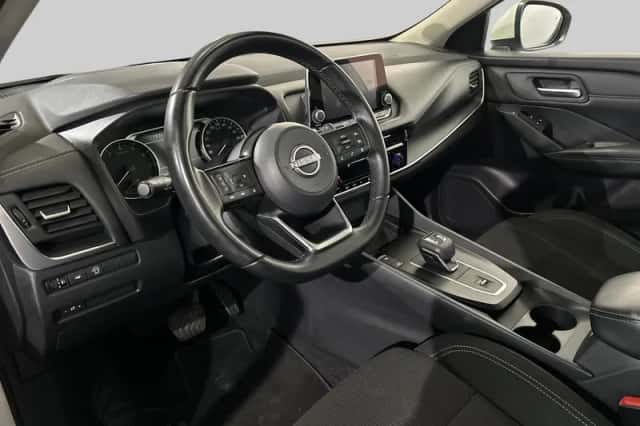 Nissan Qashqai (2023) thumbnail 4