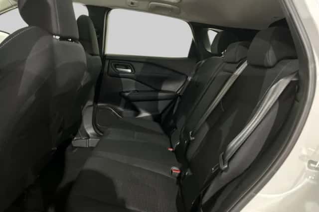 Nissan Qashqai (2023) thumbnail 6